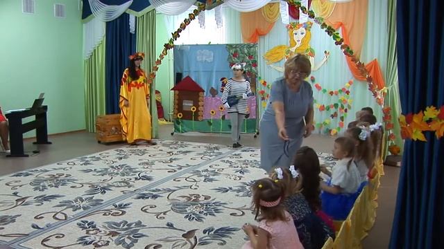 Осенний праздник "Поездка в Простоквашино" в средней группе смотреть онлайн