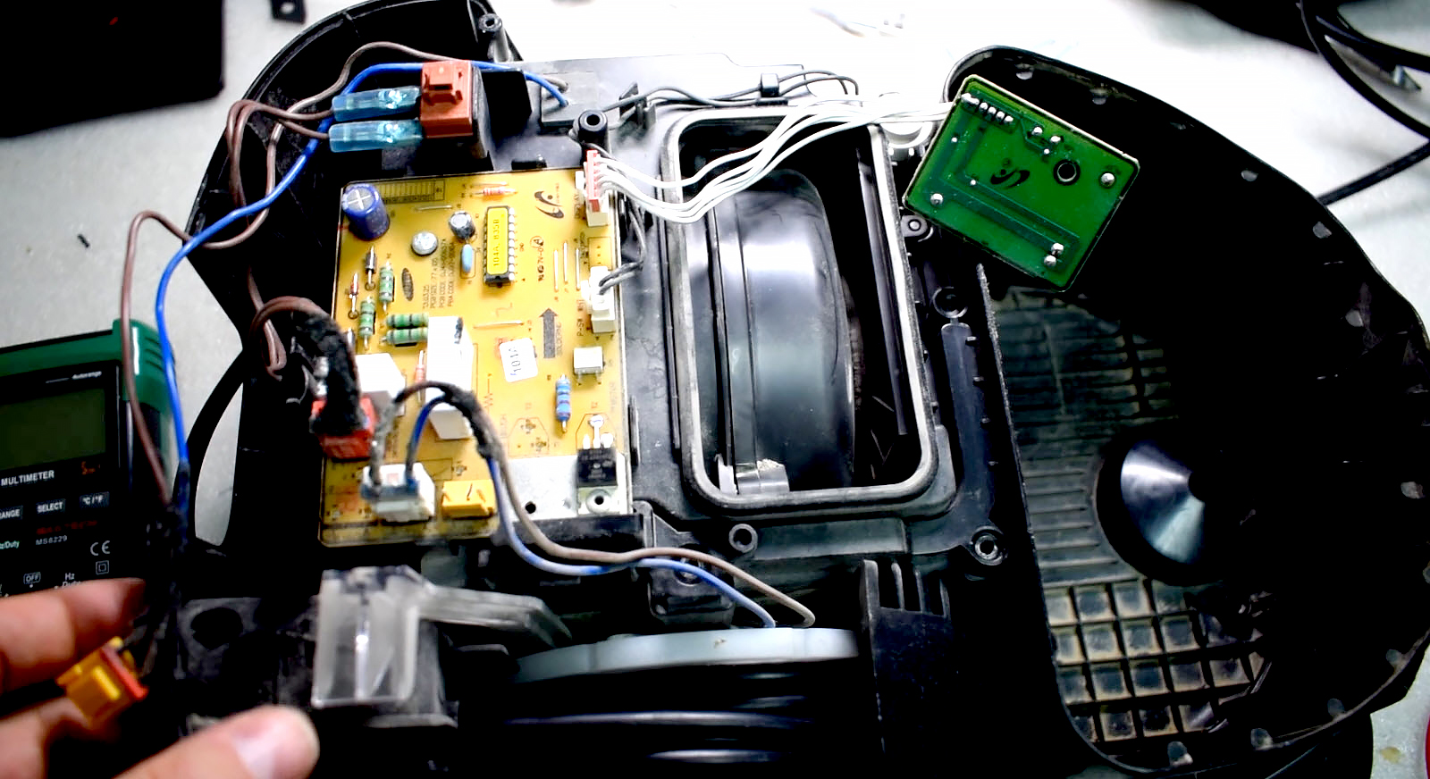 Ремонт пылесоса Samsung 1800 смотреть онлайн