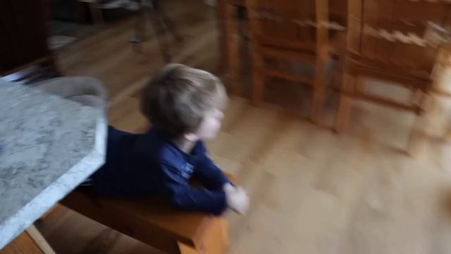 We Got a Roomba...Let's Have Some Fun смотреть онлайн