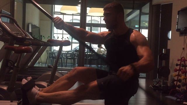Allenamento in Triboo con Dansprint Ergometer смотреть онлайн