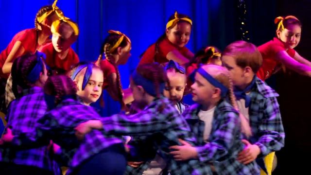 Бусинки. Вперед за мечтой! Юбилей Дворца пионеров 80 лет. 2018 год Иркутск смотреть онлайн