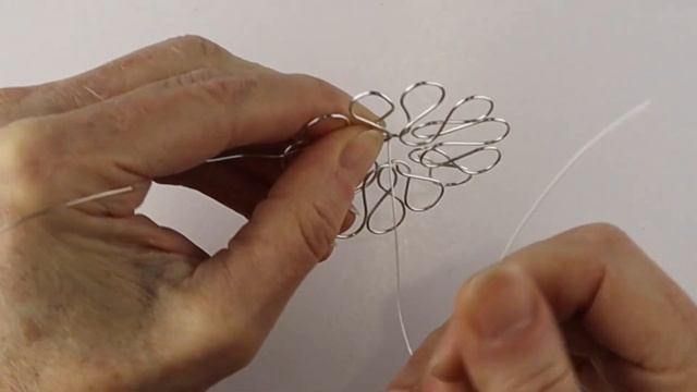 Wire Mandala Flower Pendant Tutorial смотреть онлайн