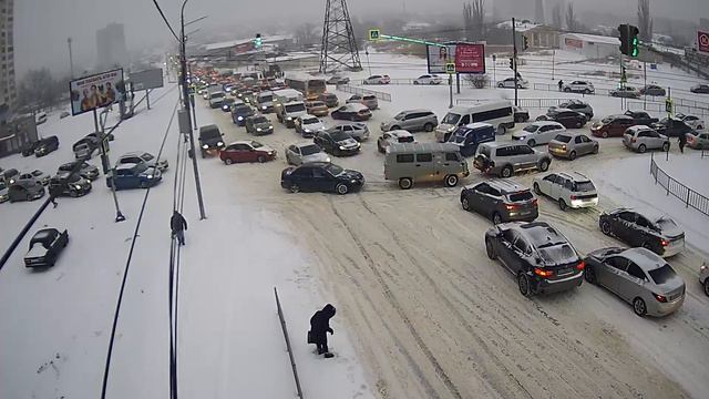 Снежный коллапс в Волгограде смотреть онлайн