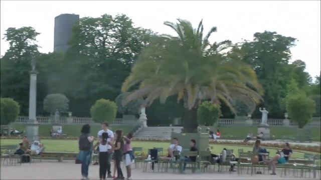 Luxembourg Palace & Garden (Jardin du Luxembourg) - Paris, France смотреть онлайн