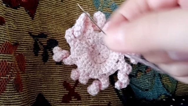 Процесс вязания осьминога. смотреть онлайн