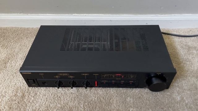 Toshiba SB-M12 Home Stereo Vintage Integrated Amplifier смотреть онлайн
