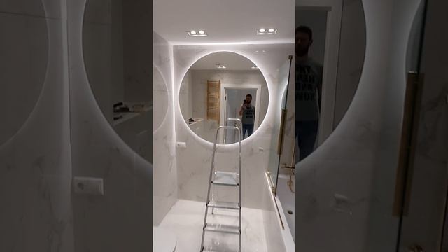 Монтаж мягких стеновых панелей, зеркал и кровати смотреть онлайн