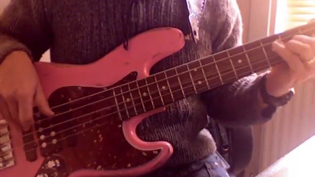USA Fender Jazz Bass with a Stingray humbucker pickup смотреть онлайн