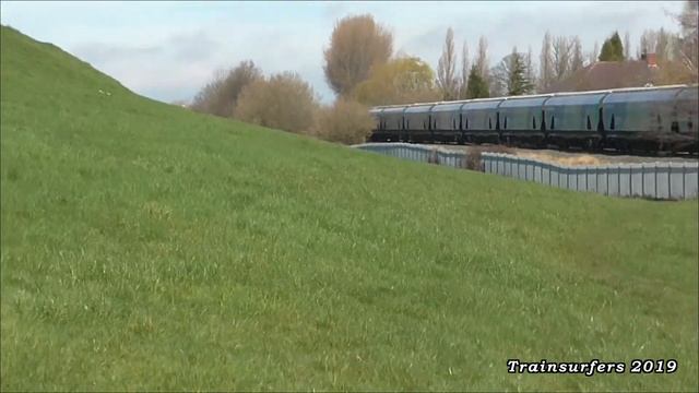 GBRf Class 66 No. 66725 'Sunderland FC' on 6E09 Liverpool Biomass Tml - Drax Aes on 20.3.19 - HD смотреть онлайн