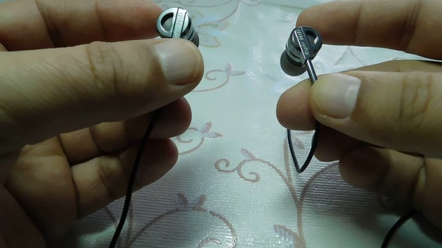 Беспроводные bluetooth наушники PTM BM5 Обзор смотреть онлайн