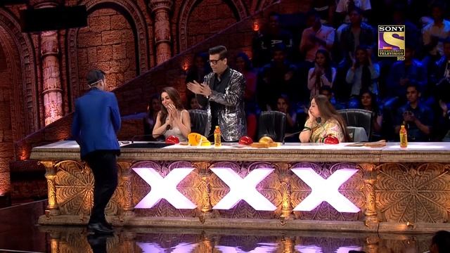 Malaika हुई Javed की इस Magic Trick को देखकर Shock! | India's Got Talent Season 8 | Magician Act смотреть онлайн