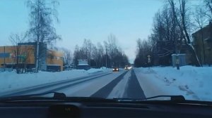 Как и когда переключать снижать передачу перед манёвром поворота направо