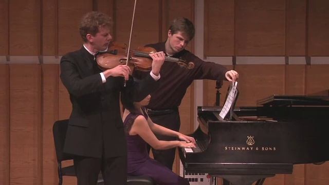Veit Hertenstein - Piazzolla: Le Grand Tango -- Young Concert Artists, Inc. смотреть онлайн