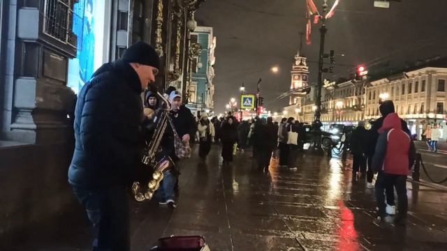 СашаКира и звуки саксофона, лица прохожих, Невский проспект. смотреть онлайн