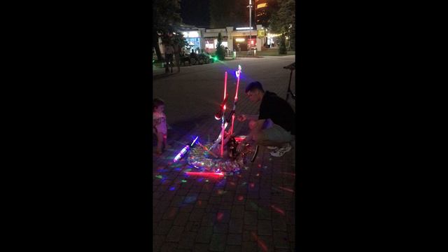 Развлечения в вечерней Анапе смотреть онлайн