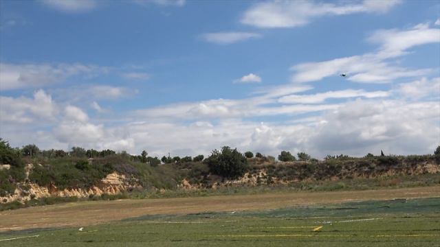 SMALLEST 3D HELICOPTER?! OMP M1