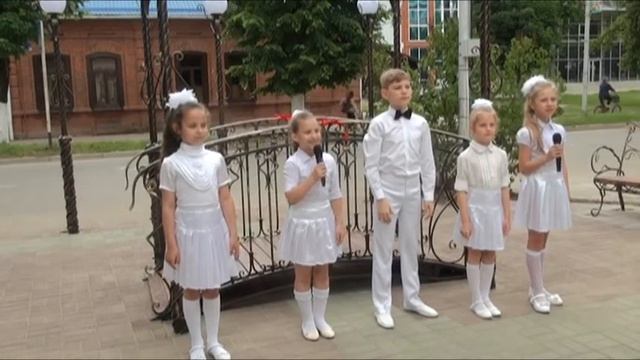 Открытие музейного скверика Апшеронск смотреть онлайн