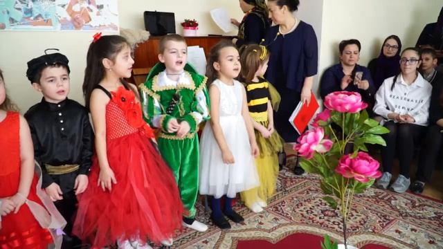 КЛИП "8 марта" Утренник д/с №72 г Махачкала гр старшая"б" 6 марта 2019г смотреть онлайн