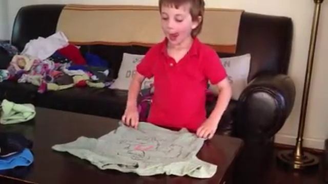 Как правильно складывать бельё. смотреть онлайн
