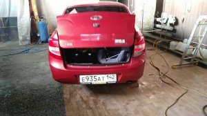 Пружины в багажник для Лада Гранта