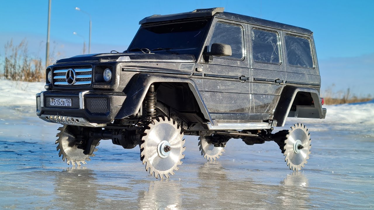 Мощный ГЕЛЕНДВАГЕН G500 на зацепистых колесах! Traxxas TRX4 RC 4x4 смотреть онлайн