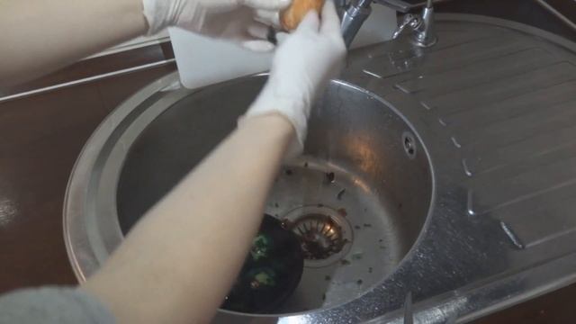 КРАСИМ ЯЙЦА на ПАСХУ! 2 легких способа! смотреть онлайн