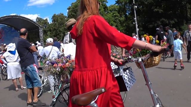 велопарад «Леди на велосипеде» 2017г. смотреть онлайн