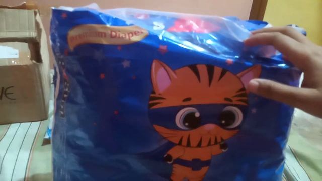 Baby Diaper Unboxing.Honest Review of baby diaper and wipes смотреть онлайн
