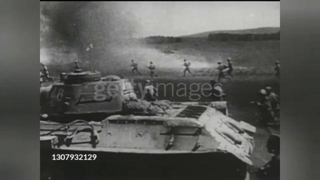 March of the Soviet Tankers/Марш советских танкистов-Whit Lyrics in Russian смотреть онлайн