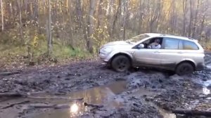 SsangYong Kyron и Лада Нива по бездорожью.