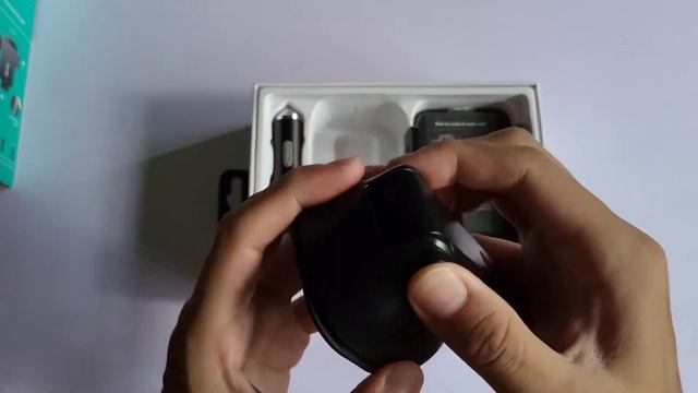 Joyroom JR-ZS219 15W Three-axis Electric Wireless Car Charger Holder Mount Unboxing