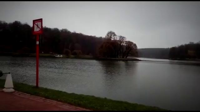 «Выход на лёд запрещен!»: на Верхнем Царицынском пруду сменили знаки безопасности смотреть онлайн