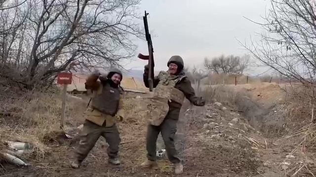 Милонов в зоне СВО.MP4 смотреть онлайн