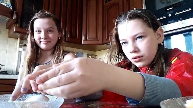 EGG CHALLENGE / Во сколько лет я выровнила ноги ? смотреть онлайн