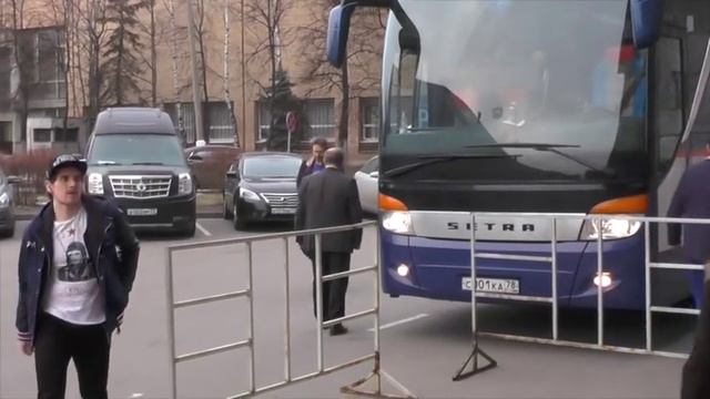 Платите клубу. День с Держи передачу 7 ноября смотреть онлайн