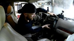 Установка 2-DIN на Toyota Land Cruiser 120 Prado + камера заднего вида