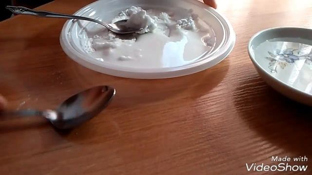 Как сделать Неньютоновскую жидкость. Пропорции в описании!!!))) смотреть онлайн