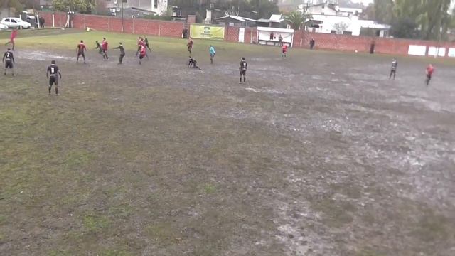 Estrella de Berisso 2016 F10 vs Alianza (Gol Britos Agustin) смотреть онлайн