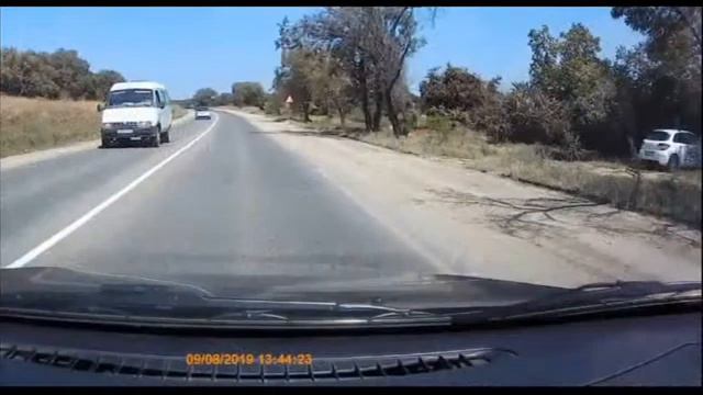 ОБЕЗЬЯНА ЗА РУЛЕМ смотреть онлайн