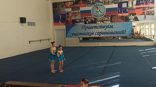 Бем Арина, Негреева Анжелика, 2 спортивный разряд, балансовое упражнение смотреть онлайн