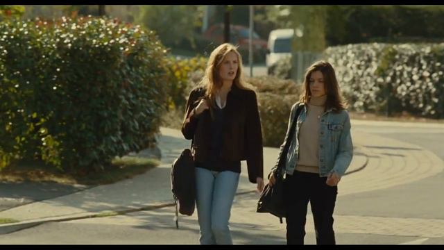 Lights Out / Simon Werner a disparu... (2010) - Trailer Eng Subs смотреть онлайн
