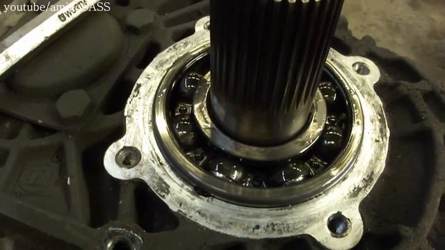 Разборка и сборка коробки ZF 6S100/VOLVO FL Gearbox Disassembly смотреть онлайн