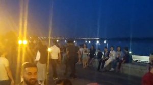 Оставайся мальчик с нами , будешь нашим королем, убойный кавер