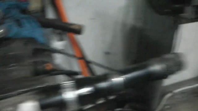 Audi A4, меняем пыльник внутреннего ШРУСа . смотреть онлайн