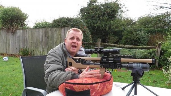 Reximex Ixia / Reximex Throne