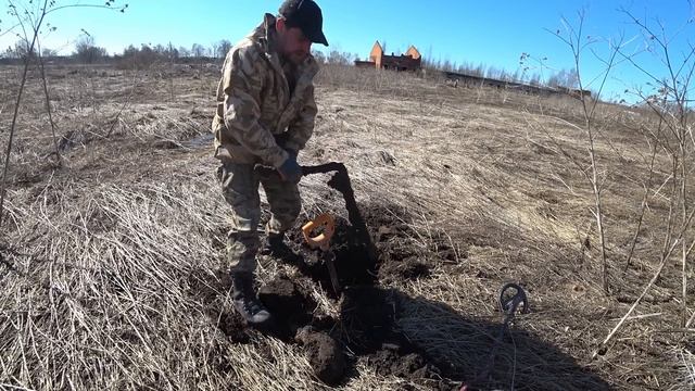 УАЗ! ОТОРВАЛО КАРДАН! Не растерялся и начал КОПАТЬ МЕТАЛЛОЛОМ!