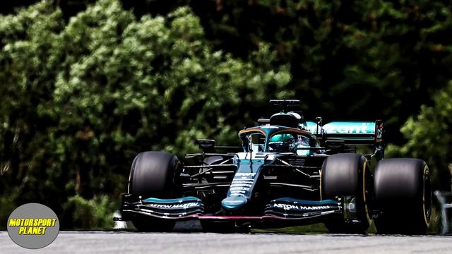 MAX LIDERA, CHECO por MEJORAR - HAMILTON y MERCEDES al ATAQUE - FERRARI PERDIDO, MCLAREN FUERTE смотреть онлайн