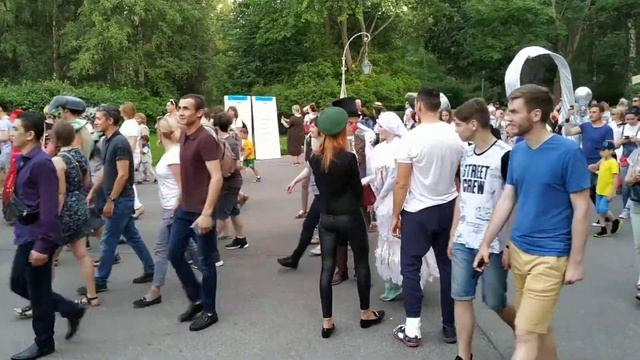 Фестиваль уличных театров 2019 смотреть онлайн