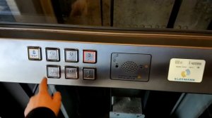 244) Панорамный лифт "Kleemann" в торговом центре. Раб. с 2018 года. Снято в 2020 году.