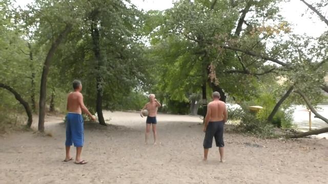 Футбол. Прогноз на матч Испания - Украина с Хортицы. Запорожье 6.9.2020. смотреть онлайн